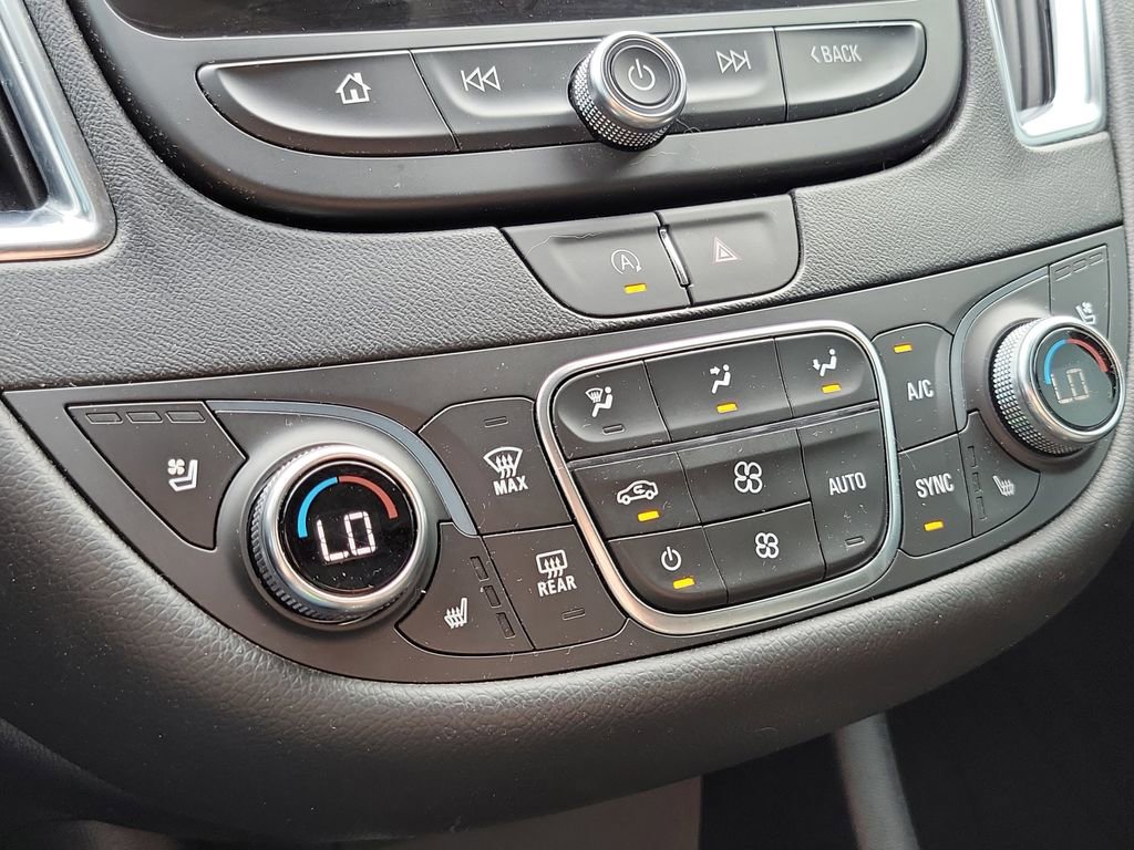 Used 2024 Chevrolet Malibu LT w/ Midnight Edition image 21