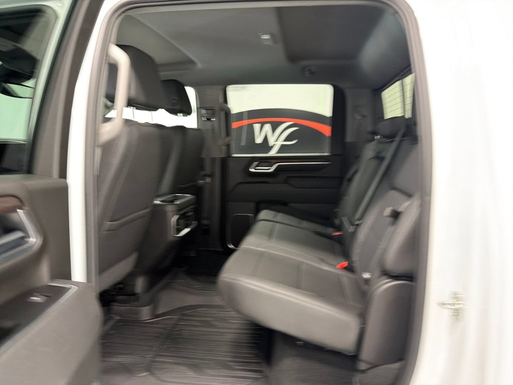 Used 2026 GMC Sierra 2500 SLT w/ SLT Premium Package AWD/4WD image 13