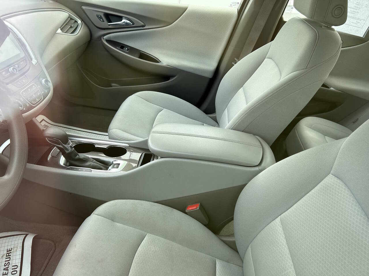 Used 2022 Chevrolet Malibu LT image 7