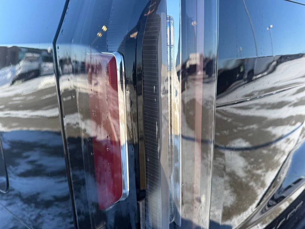 Used 2022 Cadillac Escalade ESV Sport Platinum w/ LPO, Floor Liner Package image 10