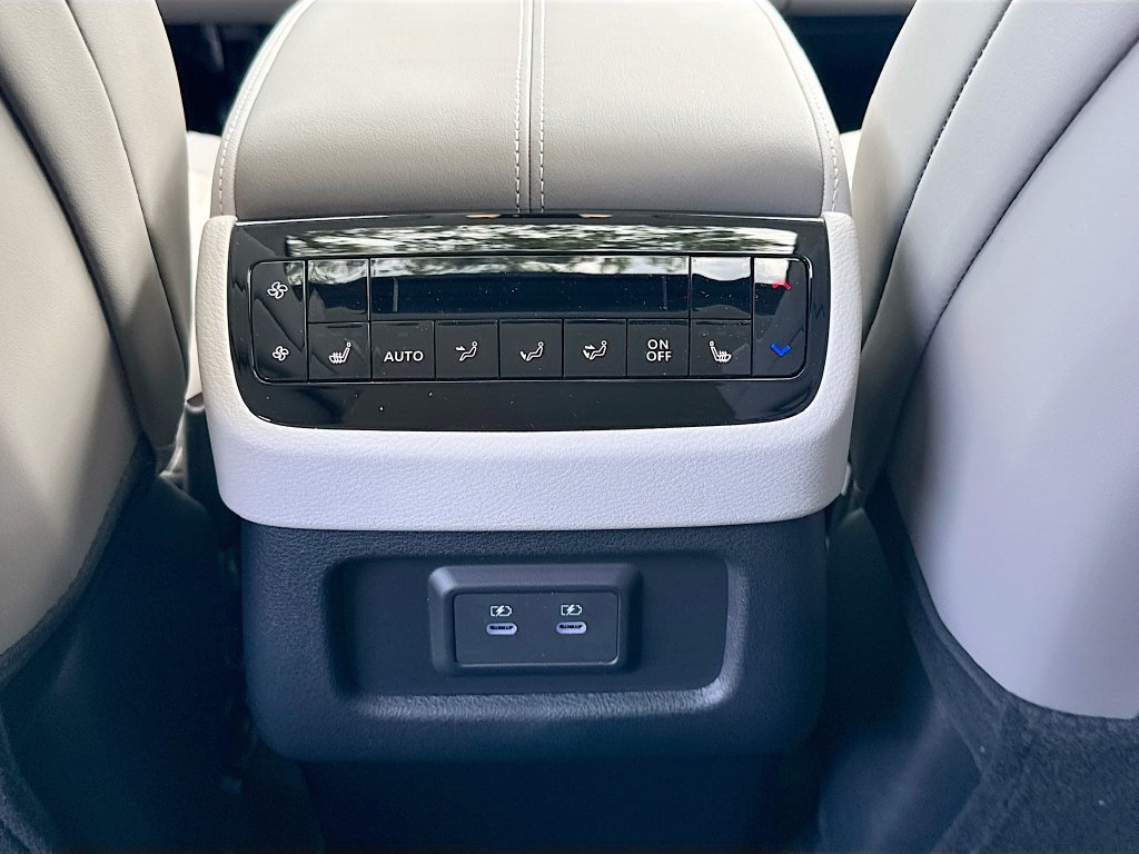 New 2027 INFINITI QX60 Luxe w/ Cargo Package FWD image 27