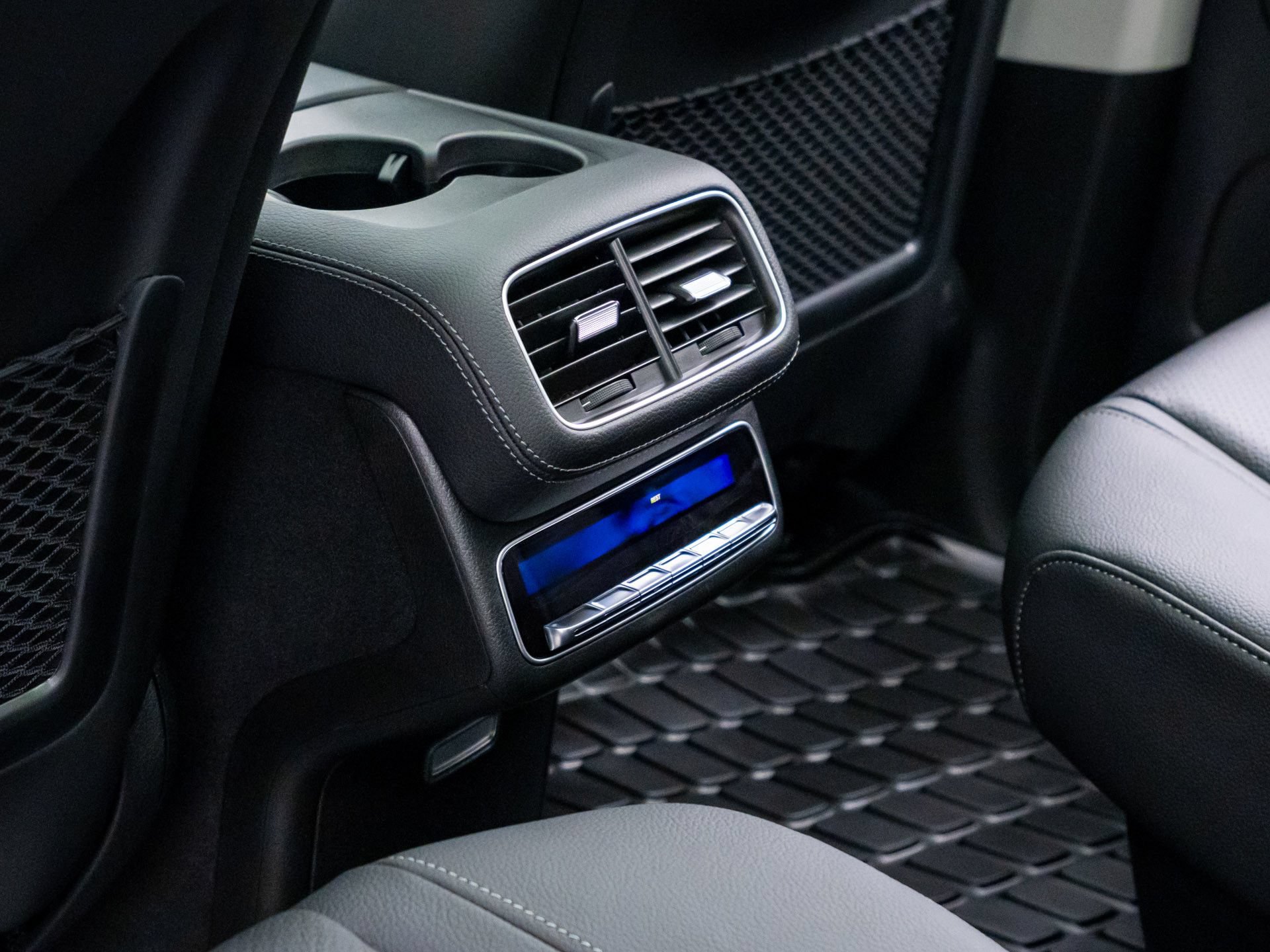 New 2026 Mercedes-Benz GLS 450 4MATIC image 21