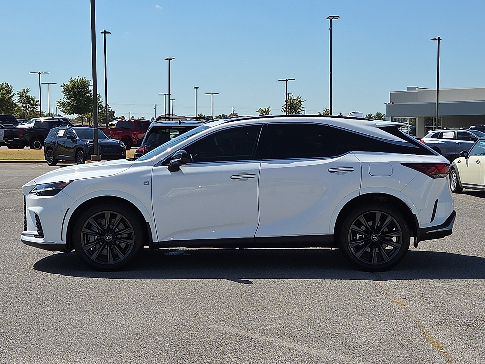 Used 2024 Lexus RX 350 F Sport w/ Convenience Package AWD/4WD image 3