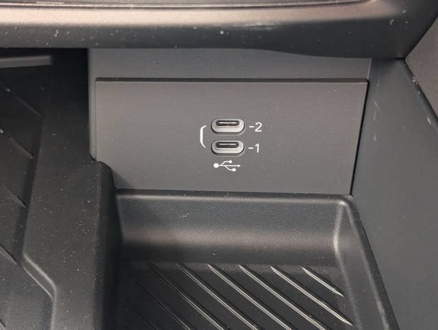 New 2027 Chrysler Pacifica Limited FWD image 35