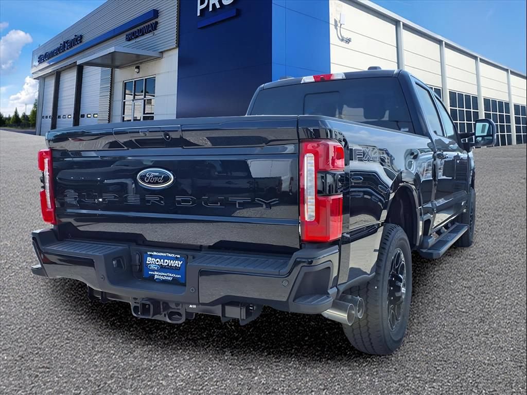 New 2026 Ford F250 Lariat w/ Black Appearance Package AWD/4WD image 2