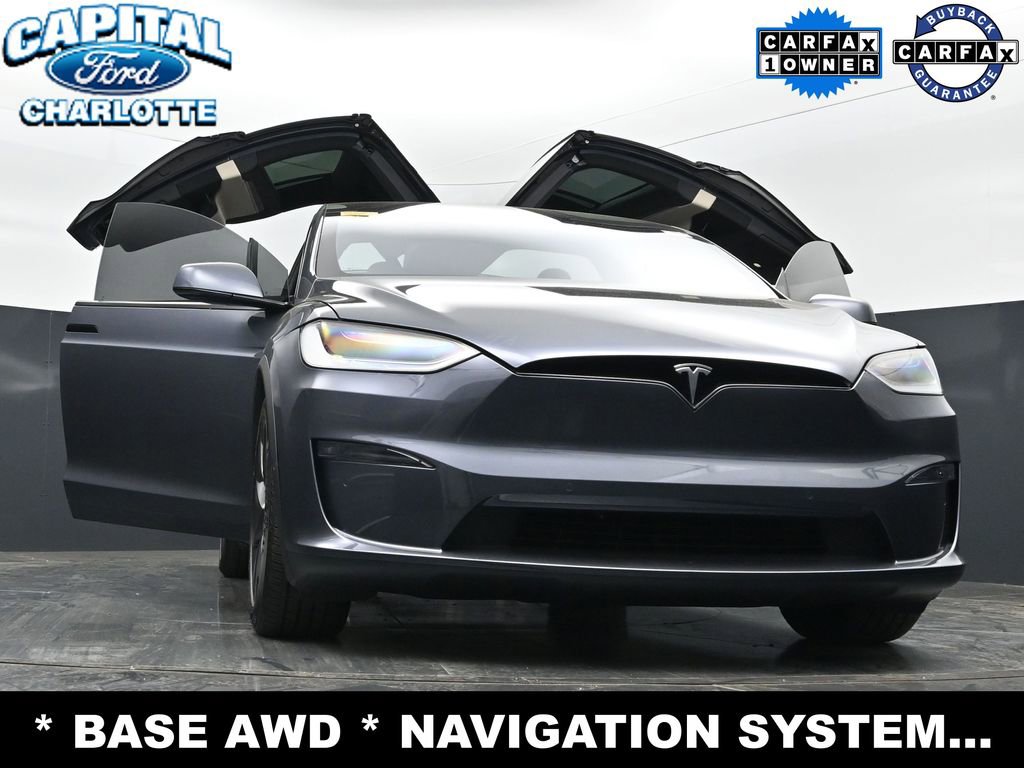 Used 2022 Tesla Model X image 35