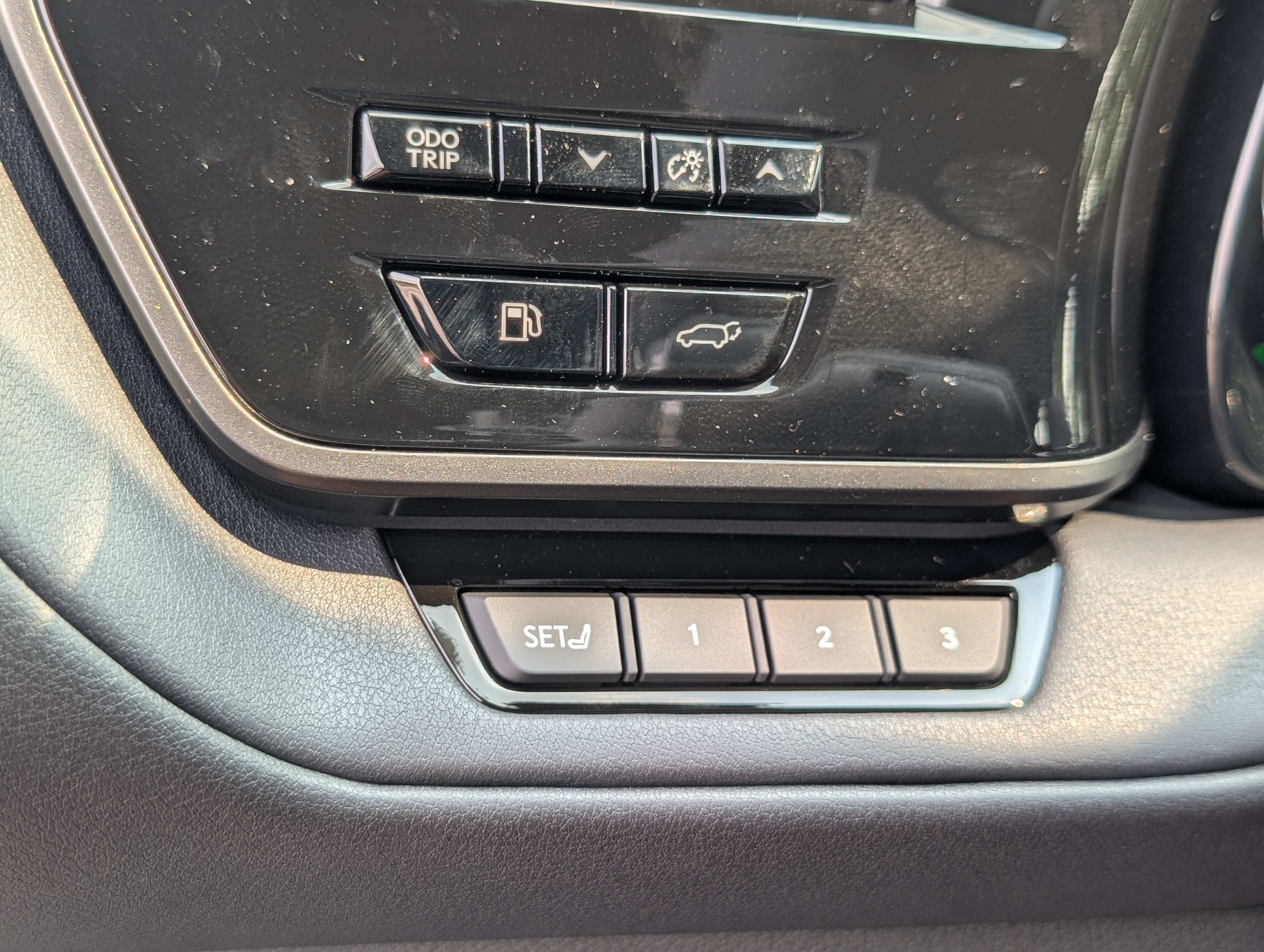 New 2026 Lexus TX 500h AWD w/ Technology Package image 20