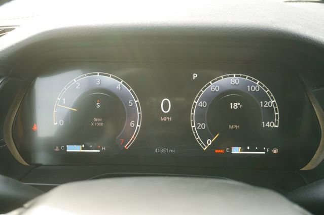 Used 2023 Jeep Grand Cherokee Altitude image 25