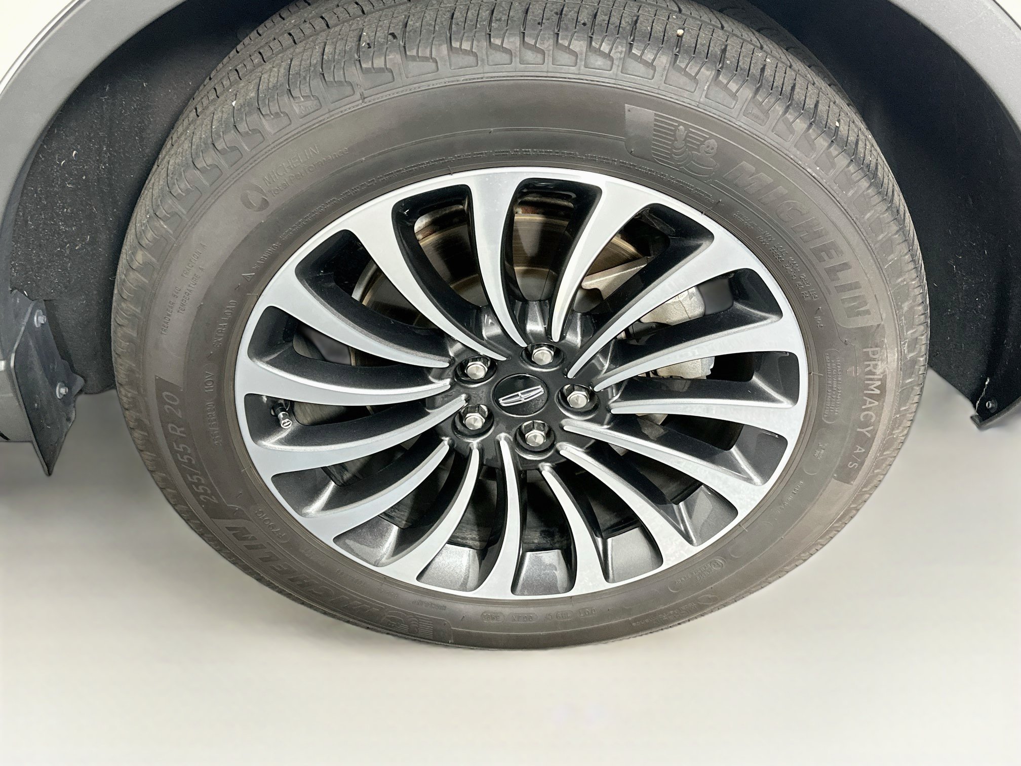 Used 2023 Lincoln Aviator Reserve w/ Equipment Group 201A AWD/4WD image 11