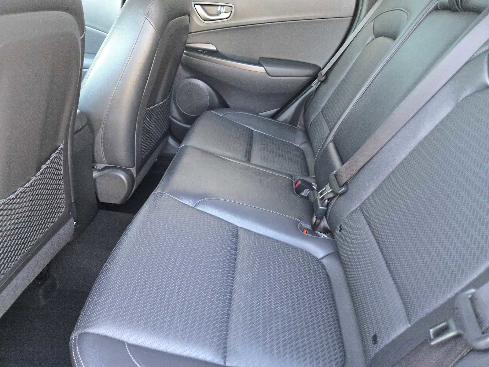 Used 2021 Hyundai Kona Ultimate FWD image 28