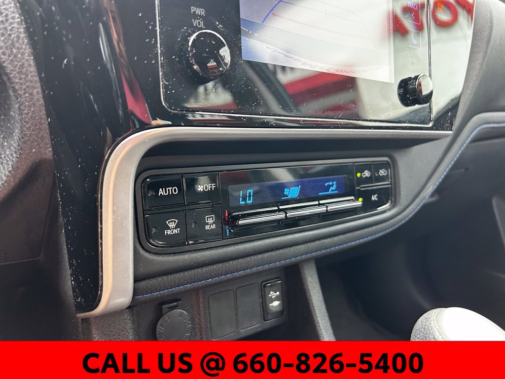 Used 2019 Toyota Corolla SE w/ Body Protection Package FWD image 16