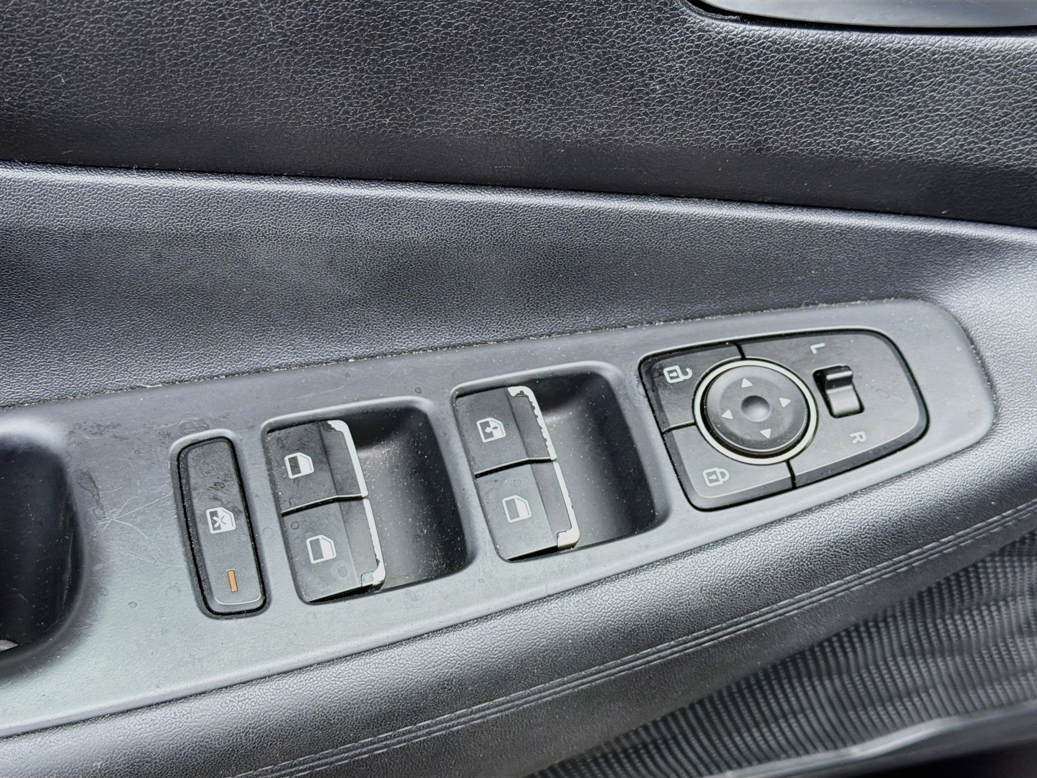 Used 2021 Hyundai Santa Fe SE AWD/4WD image 21