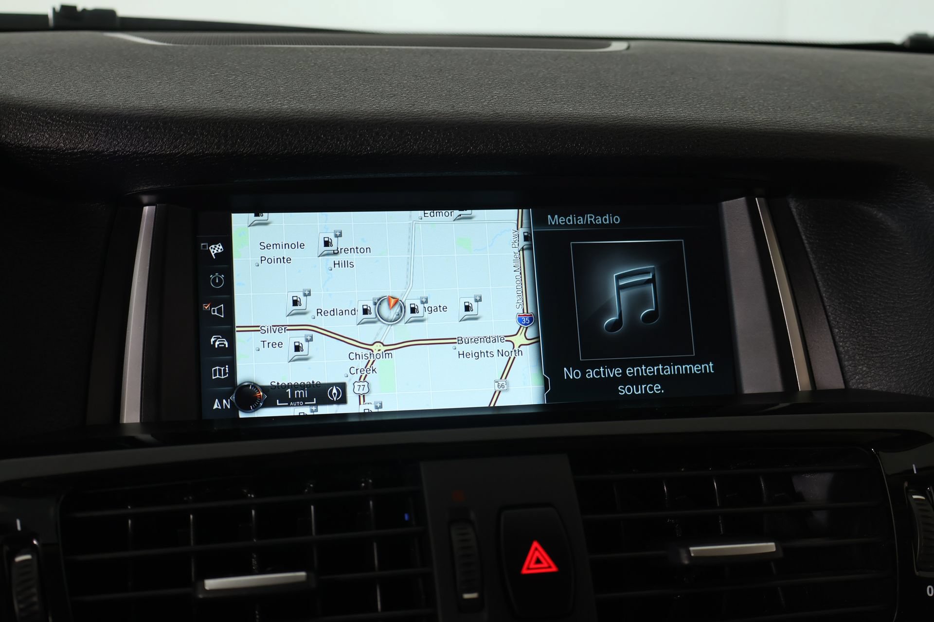 Used 2017 BMW X3 sDrive28i RWD image 7