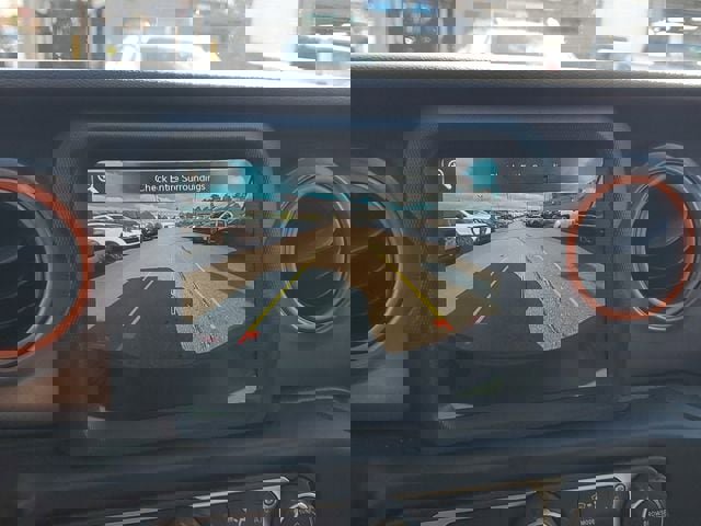 Certified 2022 Jeep Gladiator Mojave w/ Trailer Tow Package image 32