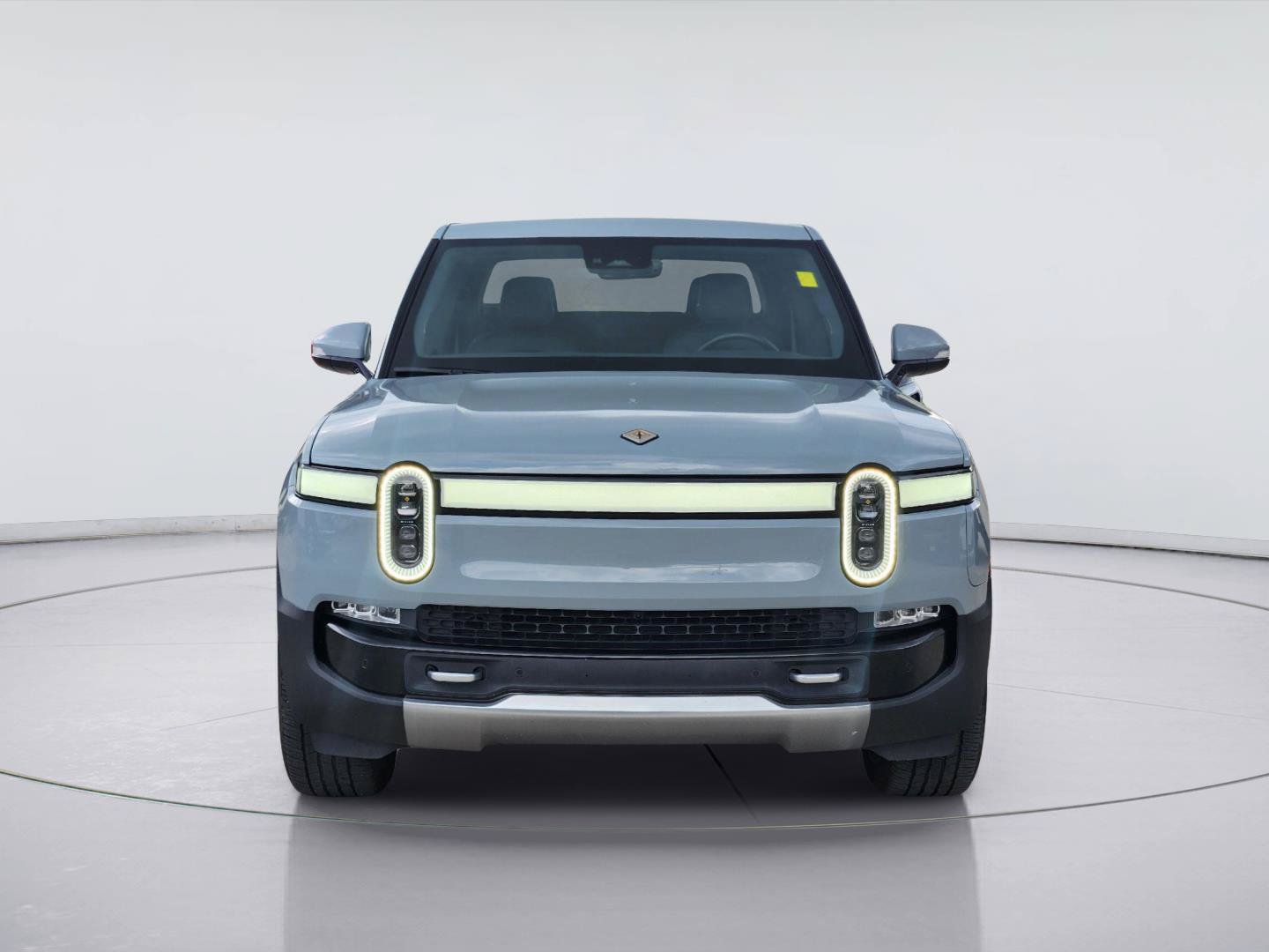 Used 2022 Rivian R1T Adventure AWD/4WD image 2