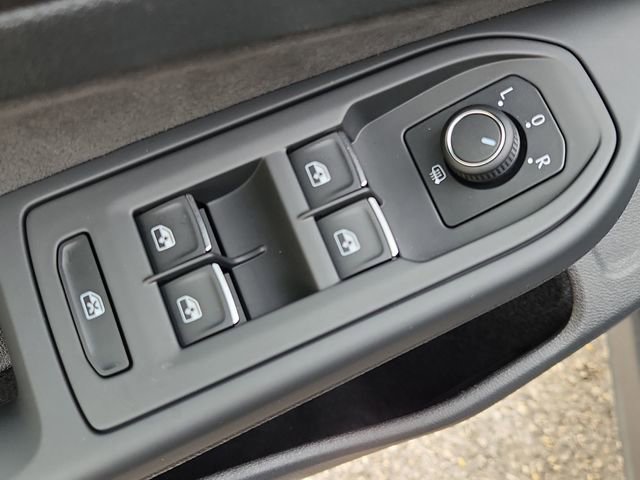 Used 2023 Volkswagen GTI 40th Anniversary Edition image 22