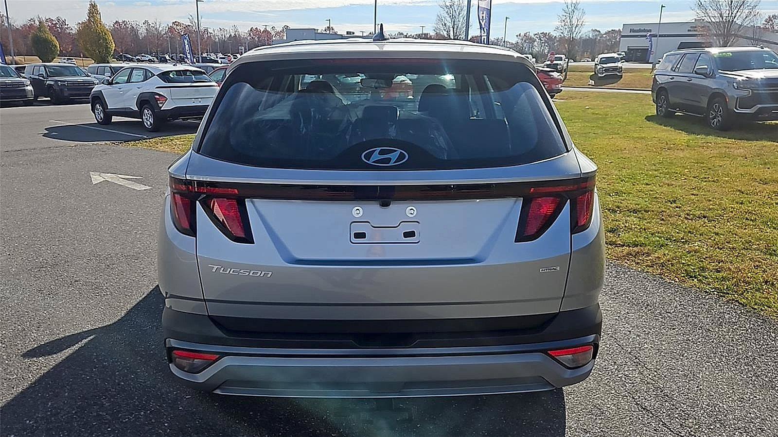 New 2026 Hyundai Tucson SE AWD/4WD image 6