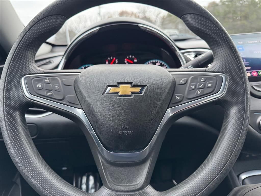 Used 2019 Chevrolet Malibu LT w/ Driver Confidence Package FWD image 16