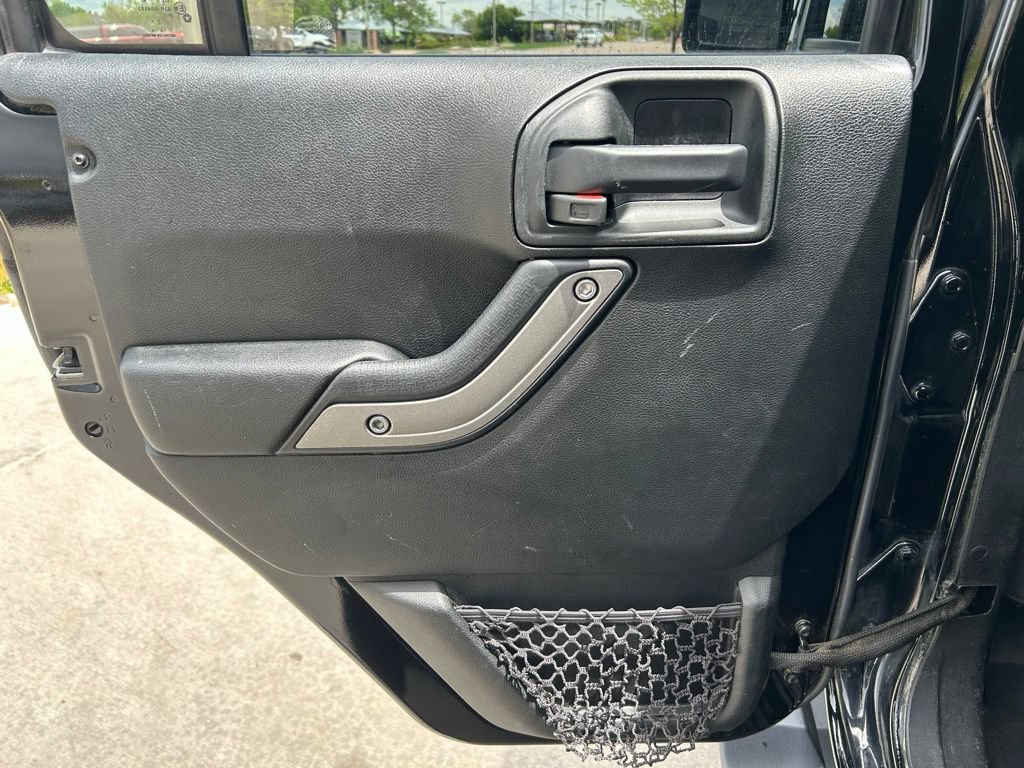 Used 2018 Jeep Wrangler Unlimited Sport S AWD/4WD image 22
