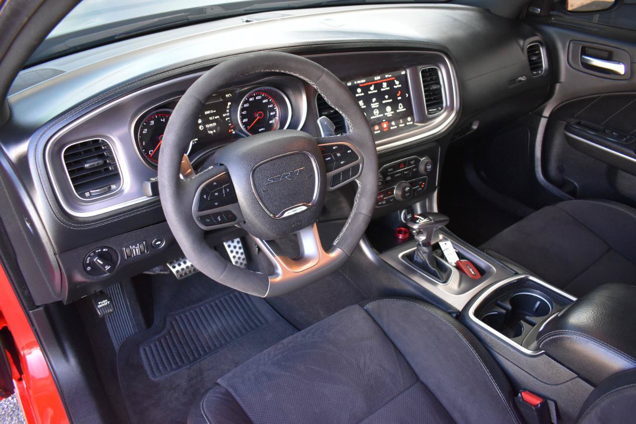Used 2019 Dodge Charger Scat Pack w/ Dynamics Package RWD image 10