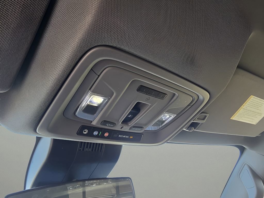 Used 2023 Chevrolet Silverado 1500 LT w/ Z71 Off-Road Package image 23