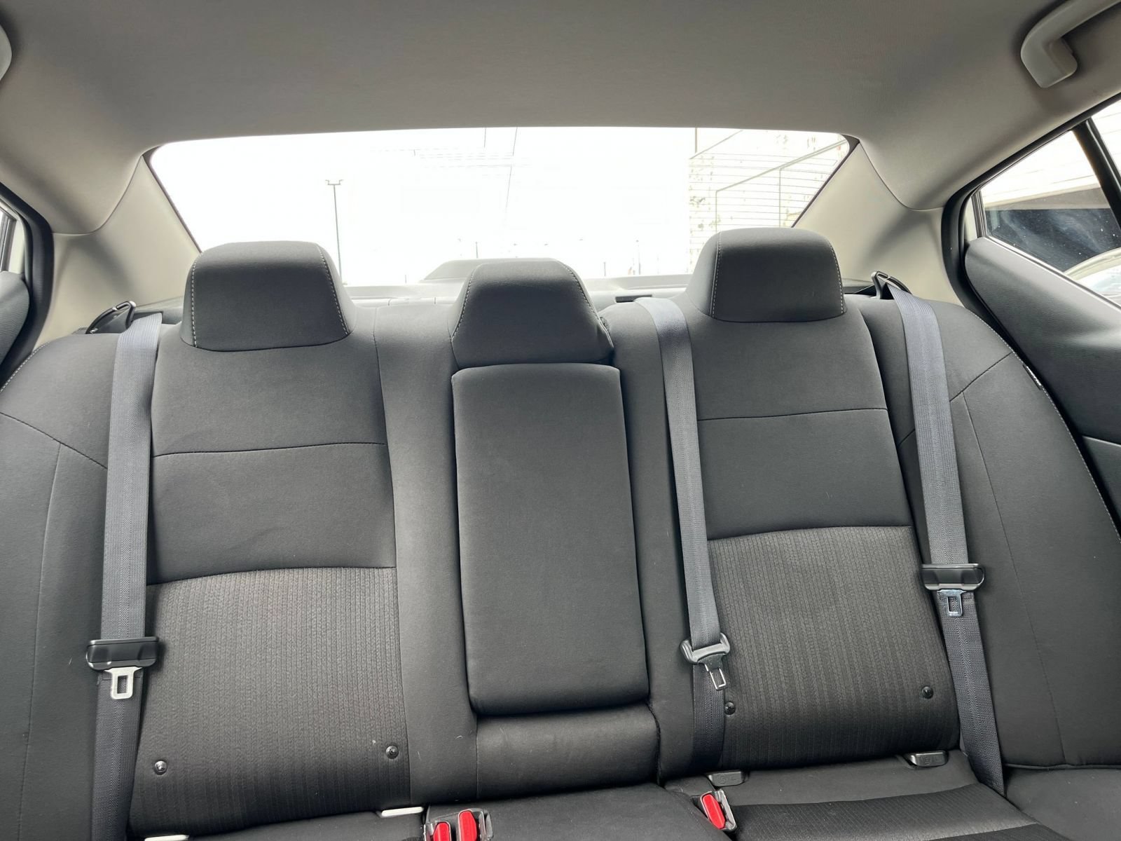 Used 2025 Nissan Altima 2.5 SV FWD image 39