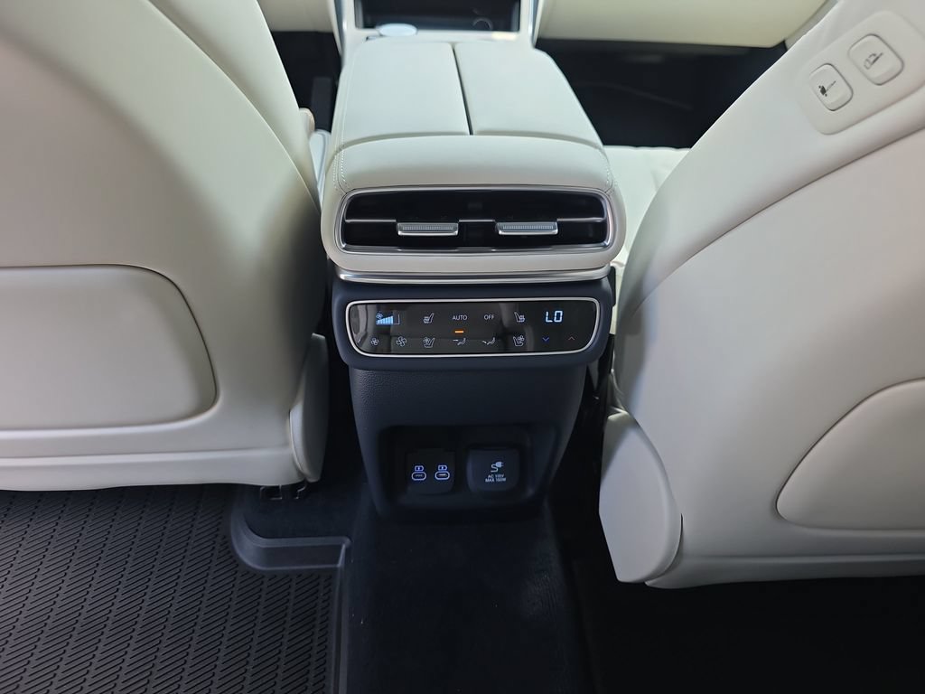 New 2027 Genesis GV80 3.5T Prestige AWD/4WD image 32