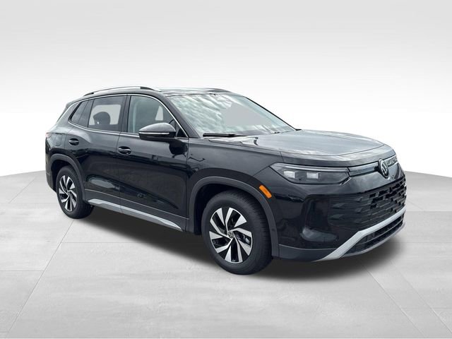 New 2026 Volkswagen Tiguan S FWD image 7