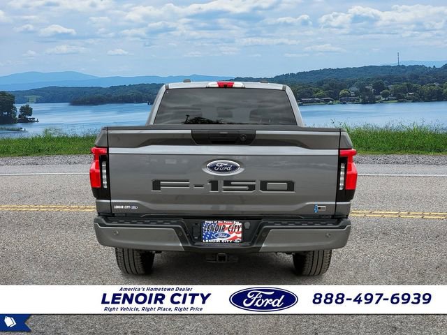 Used 2023 Ford F150 Lightning XLT image 4