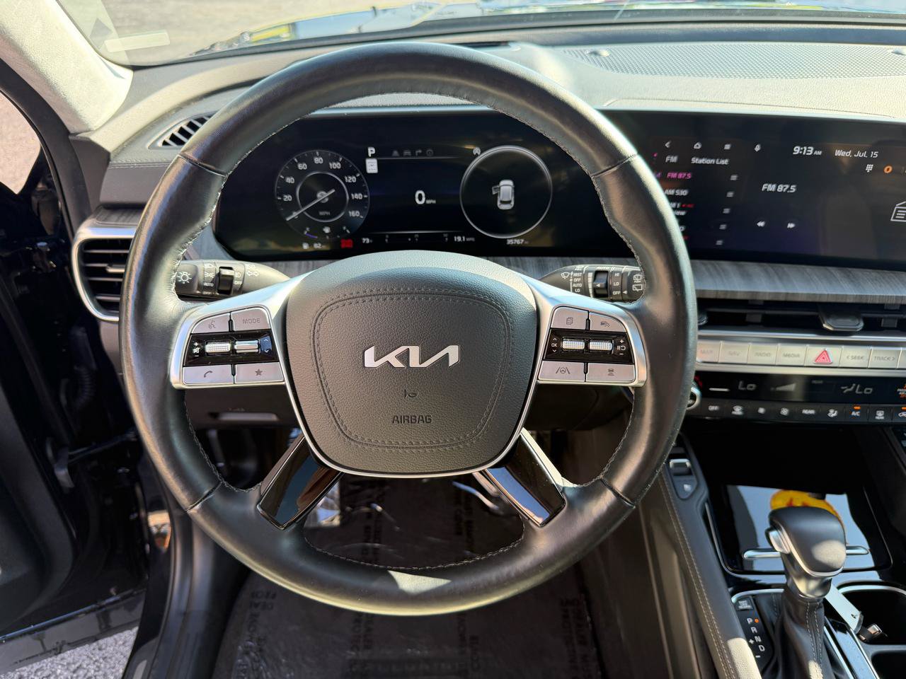 Used 2024 Kia Telluride SX Prestige w/ Towing Package AWD/4WD image 32