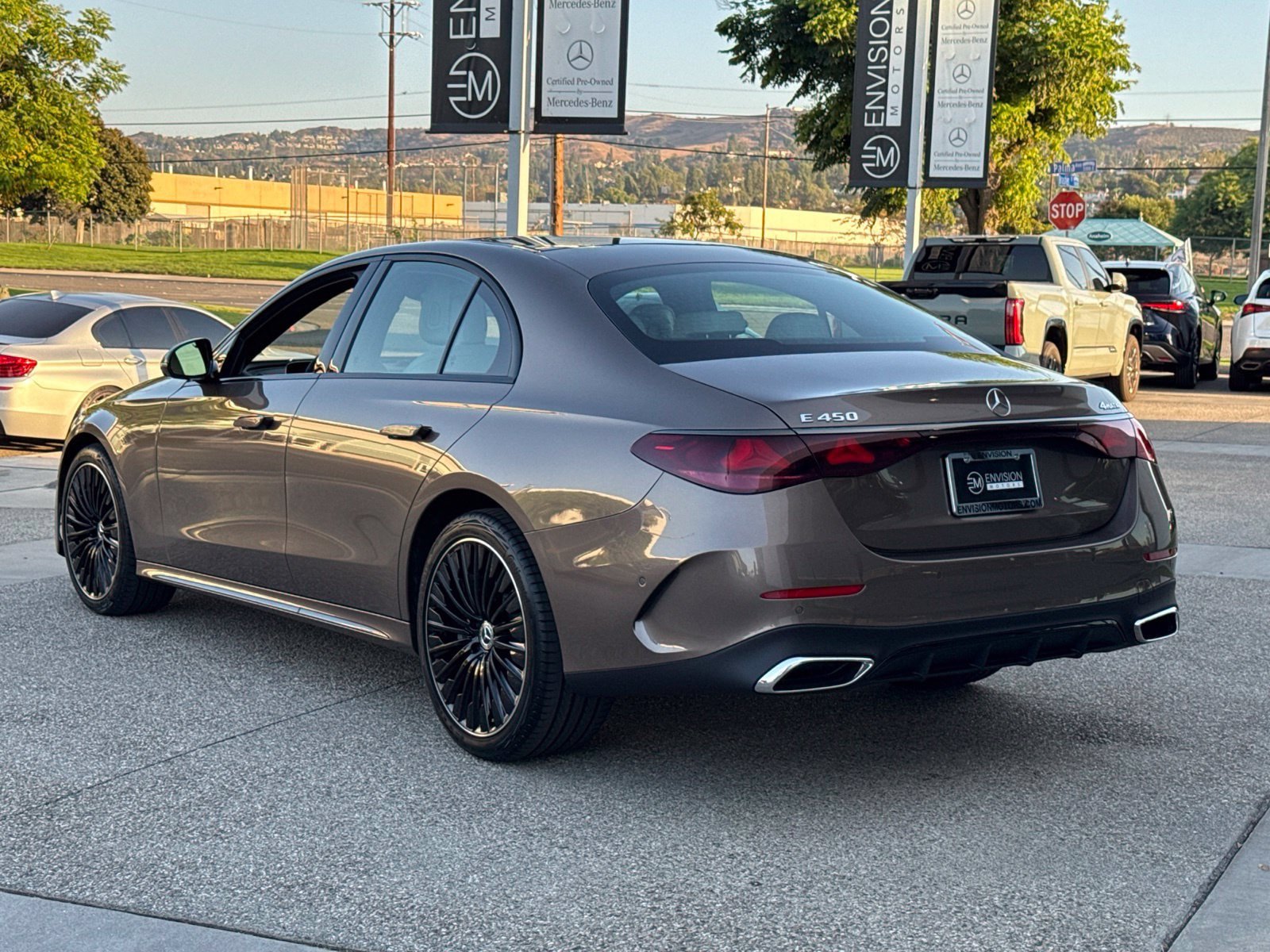 New 2027 Mercedes-Benz E 450 4MATIC Sedan image 8