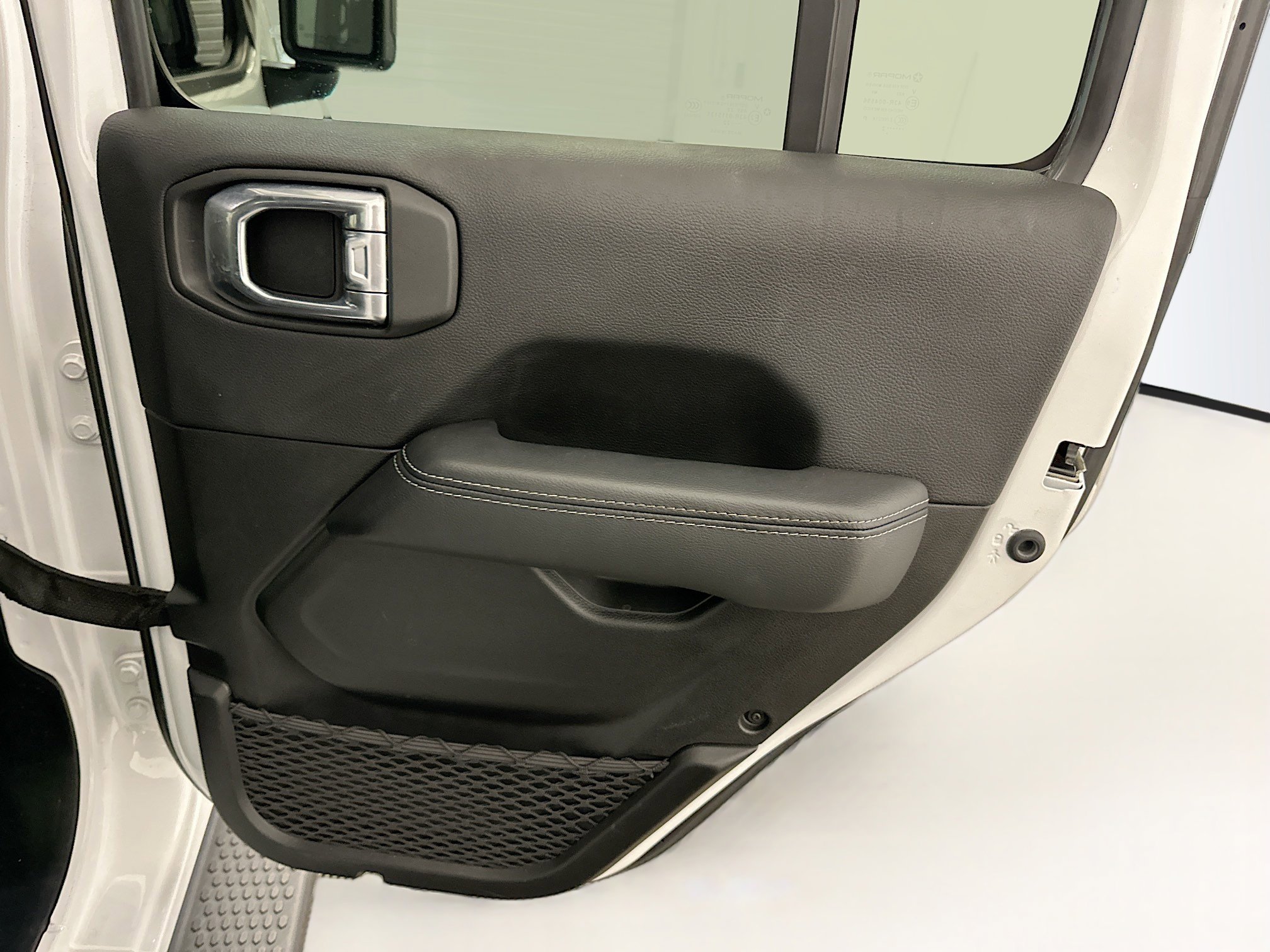 Used 2022 Jeep Wrangler Sahara w/ Safety Group image 31