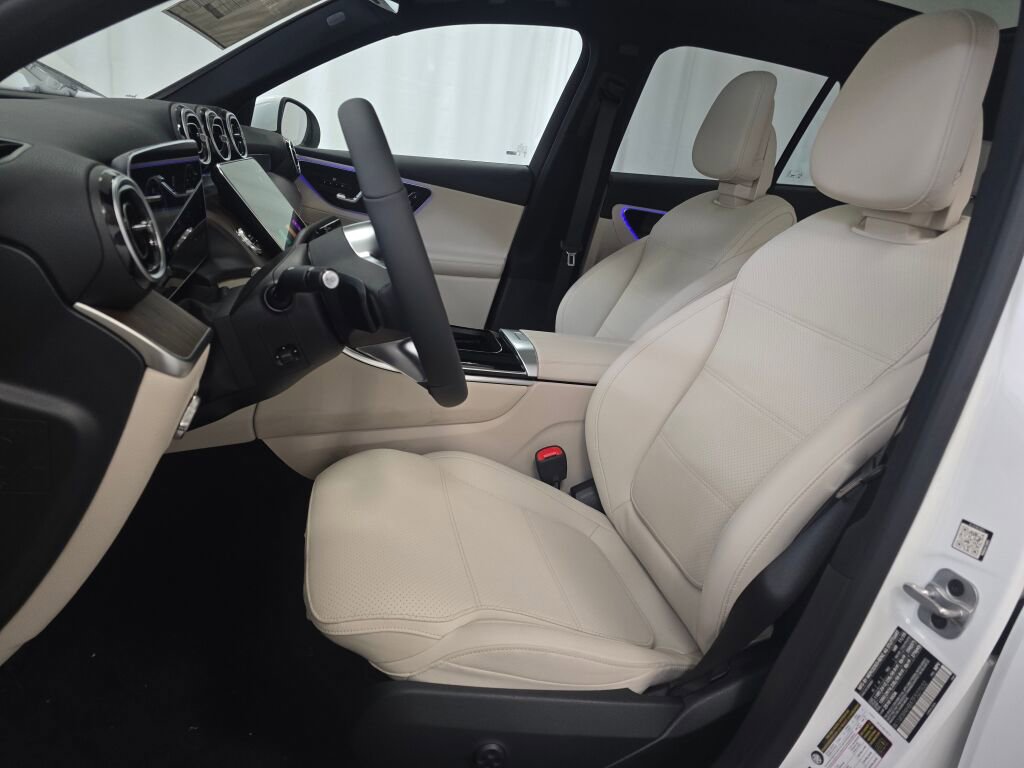 New 2026 Mercedes-Benz GLC 300 4MATIC image 13