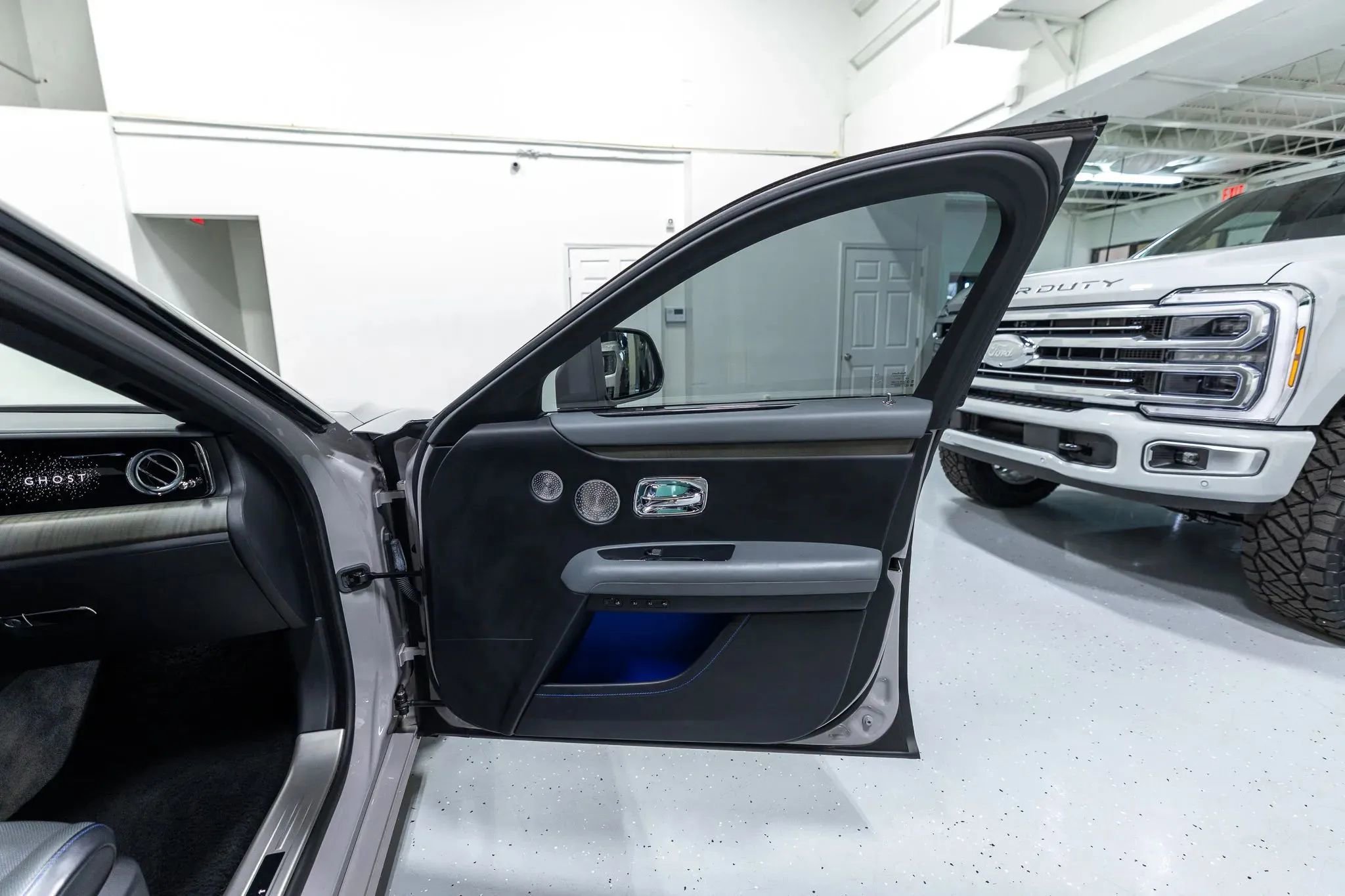 Used 2021 Rolls-Royce Ghost AWD/4WD image 47