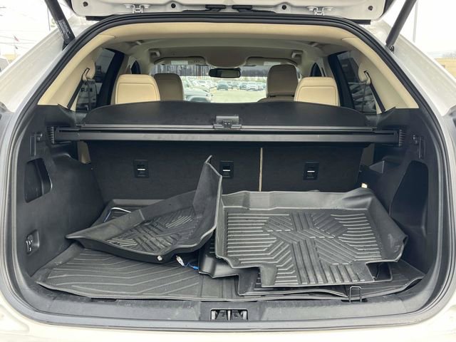Used 2021 Ford Edge SEL w/ Convenience Package image 20