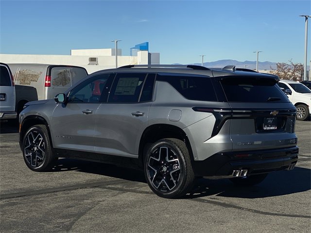 New 2026 Chevrolet Traverse High Country w/ LPO, Floor Liner Package image 7