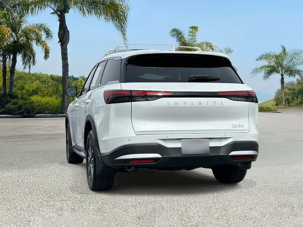 Certified 2026 INFINITI QX60 Luxe w/ Cargo Package FWD image 3