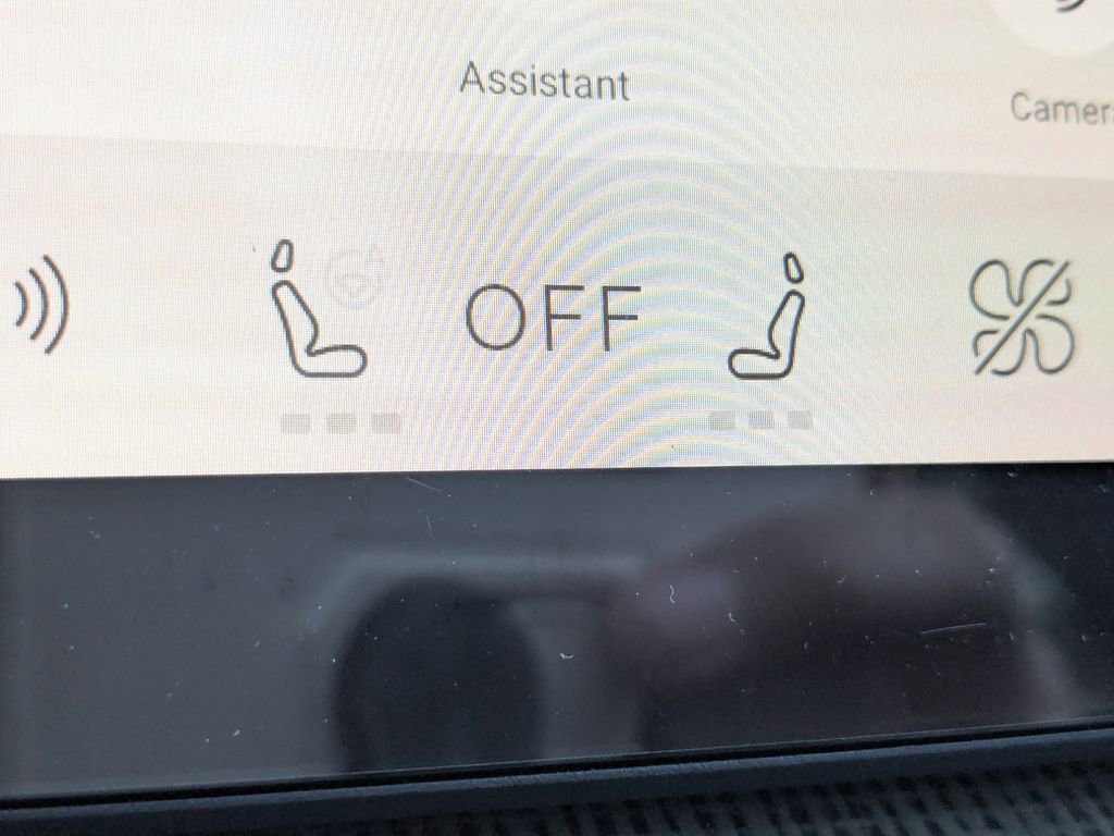 New 2025 Volvo EX30 Ultra w/ Climate Package image 26