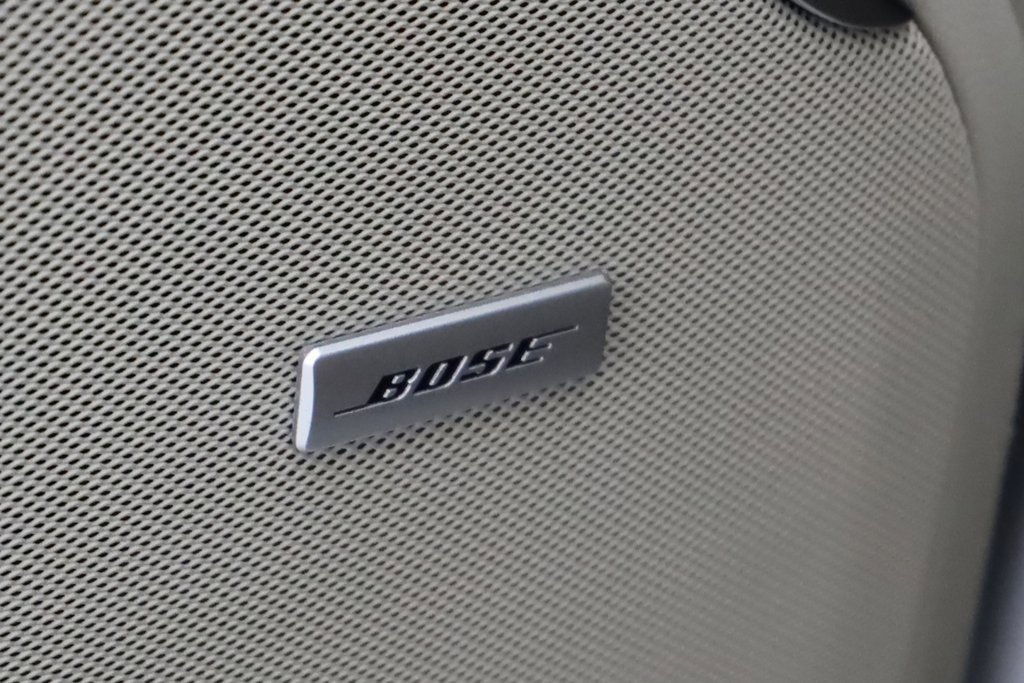 Used 2021 GMC Yukon Denali w/ Denali Premium Package image 21