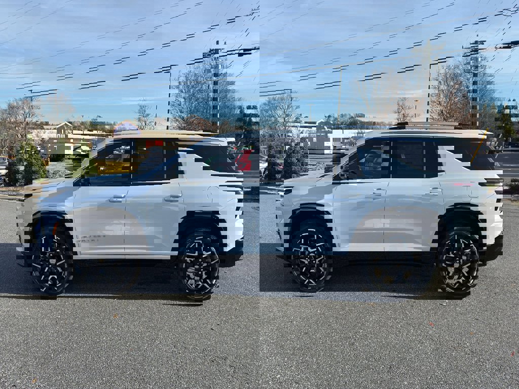 New 2026 Chevrolet Traverse High Country image 3