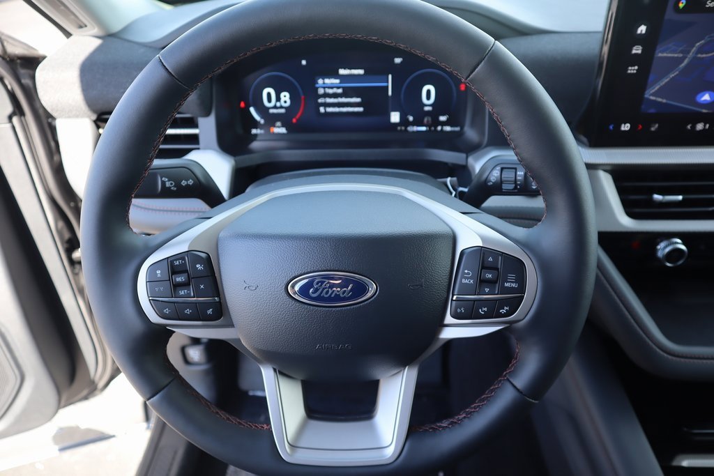 New 2025 Ford Explorer Active w/ Active Comfort Package image 3