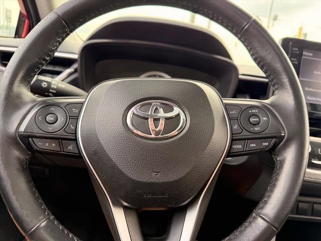 Used 2022 Toyota Corolla Cross LE w/ Moonroof Package AWD/4WD image 13