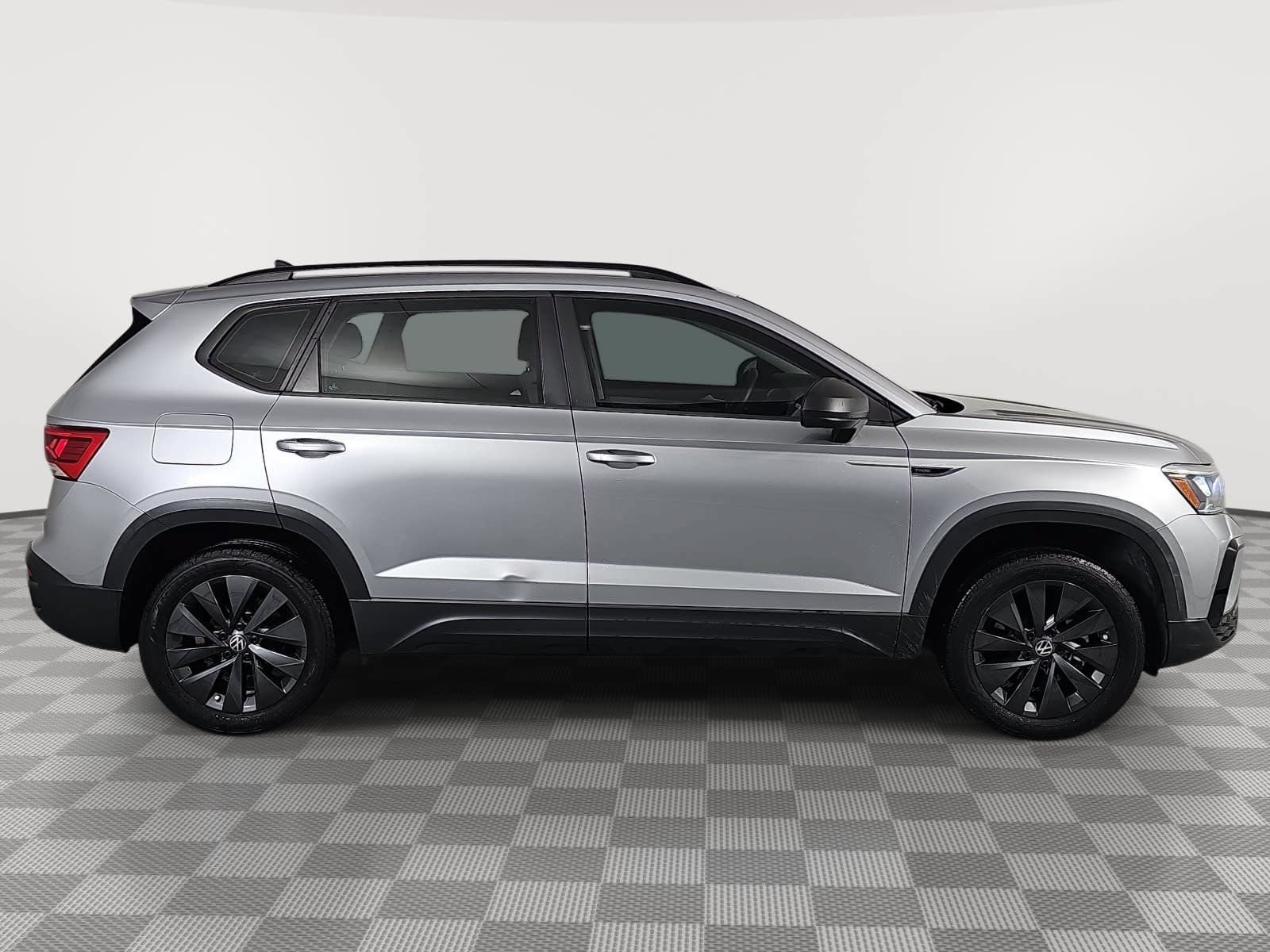 Used 2023 Volkswagen Taos S FWD image 9