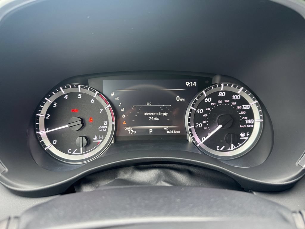 Used 2023 Toyota Highlander XSE AWD/4WD image 21