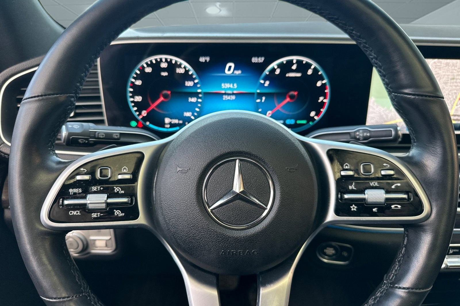 Used 2022 Mercedes-Benz GLS 450 4MATIC image 16