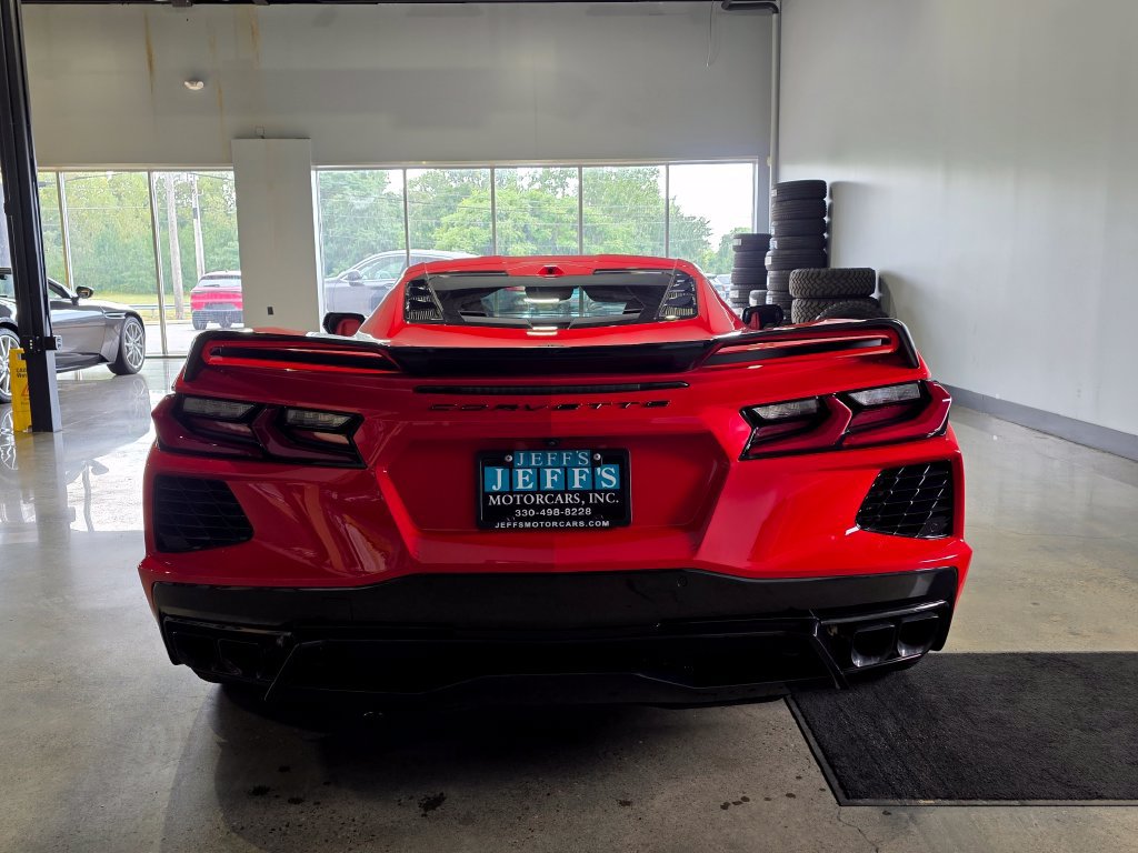 Used 2024 Chevrolet Corvette Stingray Preferred Cpe w/ Z51 Performance Package RWD image 8