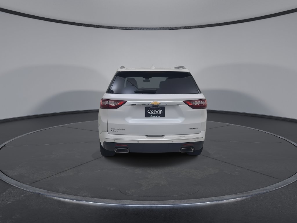 Used 2019 Chevrolet Traverse Premier w/ Driver Confidence II Package FWD image 14