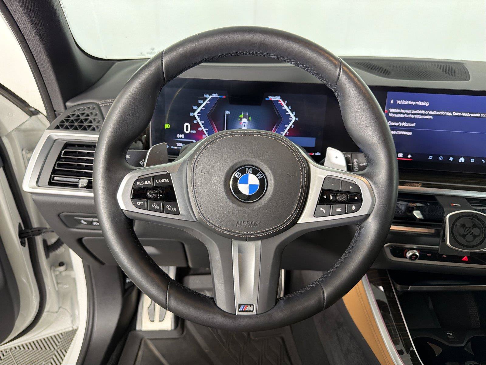 Used 2024 BMW X5 xDrive40i w/ M Sport Package AWD/4WD image 23