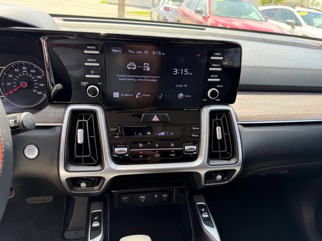 Used 2021 Kia Sorento EX w/ Panoramic Sunroof Package AWD/4WD image 26