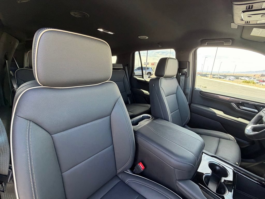New 2026 GMC Yukon Elevation AWD/4WD image 15